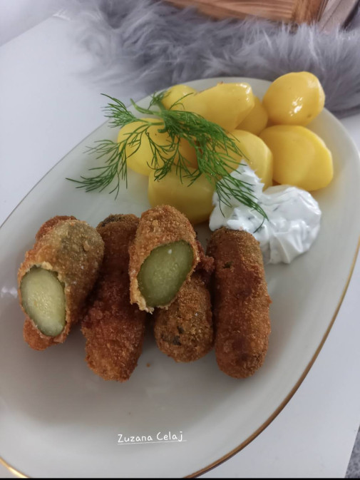 vyprážané kyslé uhorky. už som videl všetko